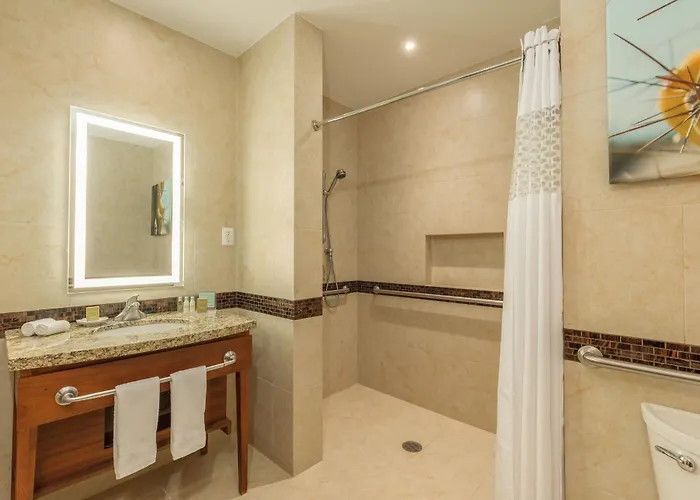 Hampton & By Hilton Cabos San José del Cabo