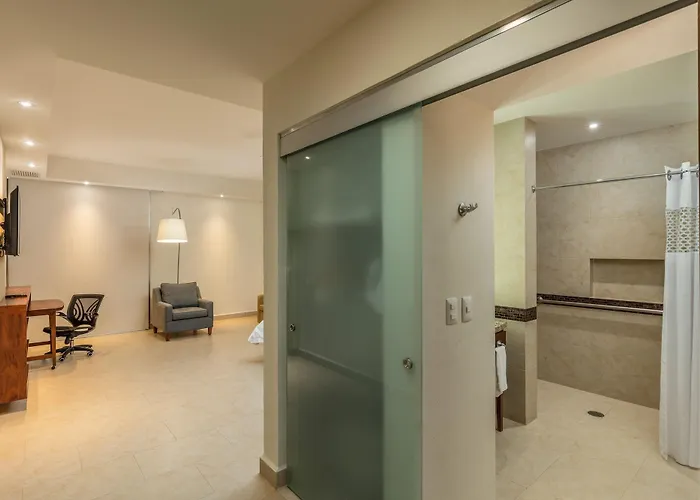 Hampton & By Hilton Cabos 3* San José del Cabo