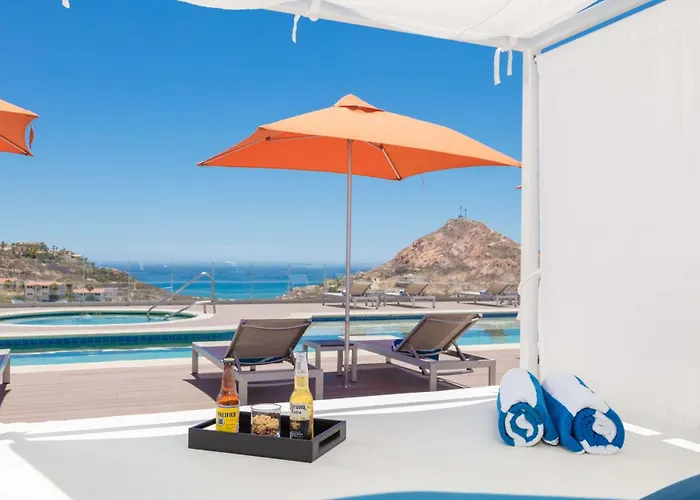 Hampton & By Hilton Cabos
